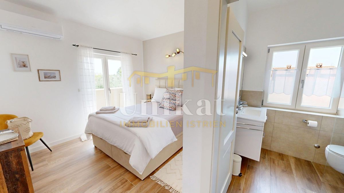 Casa vicino a Vižinada - giardino, piscina, 4 camere da letto